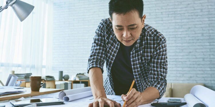 Sinais de que você tem uma mente complexa que pensa completamente diferente das pessoas normais