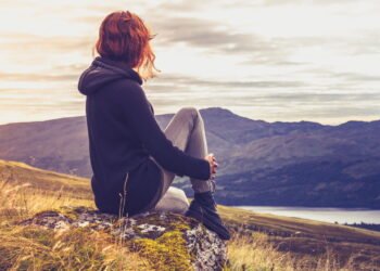 Sentar-se assim pode trazer grandes benefícios à saúde à medida que envelhece