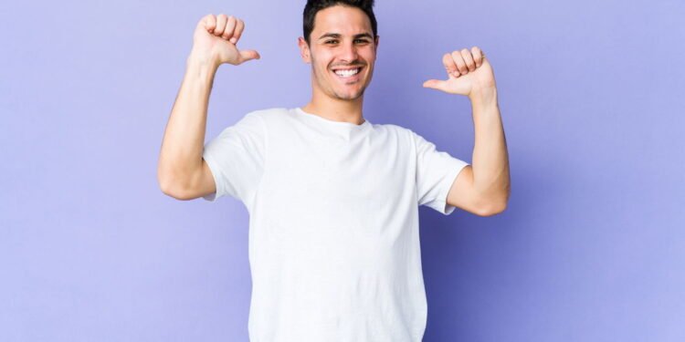 14 sinais de que alguém que realmente se sente atraente