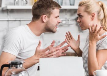 13 comentários que levarão um narcisista ao limite