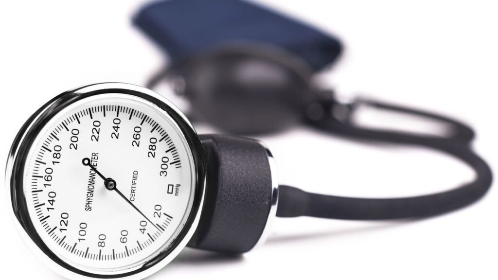 IMEDIATISTA: O erro fatal que você comete ao medir a pressão em casa e como evitá-lo!