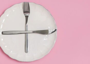 8 coisas assustadoras que podem acontecer ao seu corpo quando você pula as refeições