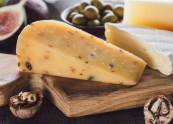 Como armazenar queijo para que dure mais fresco por mais tempo