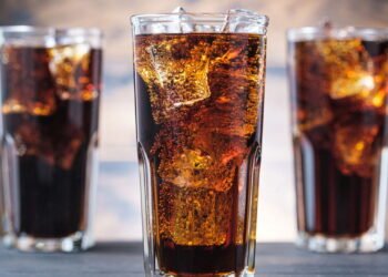 Quanto refrigerante diet é refrigerante diet demais? Veja o que dizem os médicos