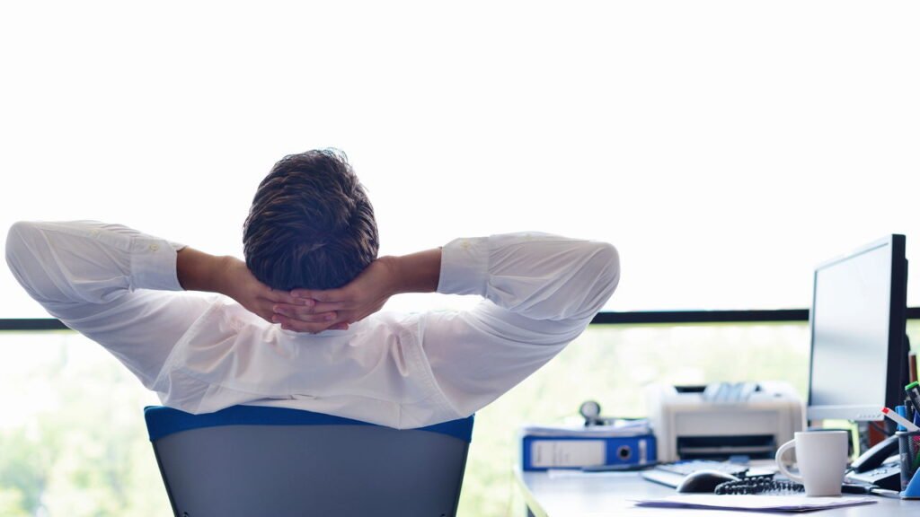 Como melhorar a postura e evitar dores na lombar em apenas 5 minutos por dia