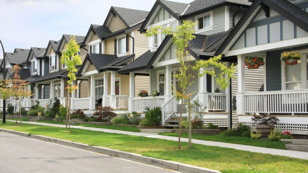 Maneiras de lidar com seu vizinho rude sem causar problemas no dia a dia