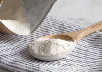 Cientistas dizem que um aditivo alimentar comum resolveu um mistério cerebral de décadas