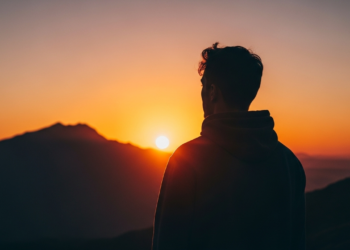 O que significa a frase "Amor Fati' que pede para você amar o destino