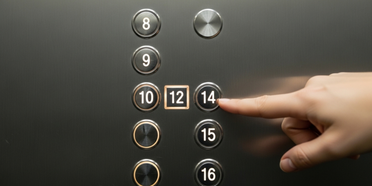 Poucos sabem o motivo de alguns elevadores não possuírem o botão 13