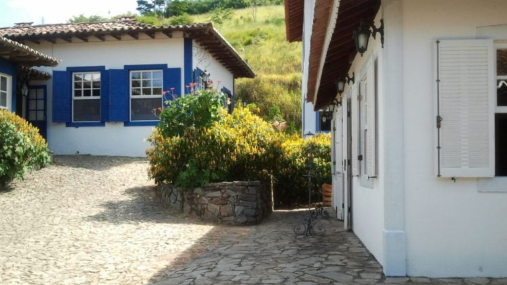 A cidade com fazendas do Império que já produziu 75% do café consumido no mundo atraí viajantes para a serra fluminense