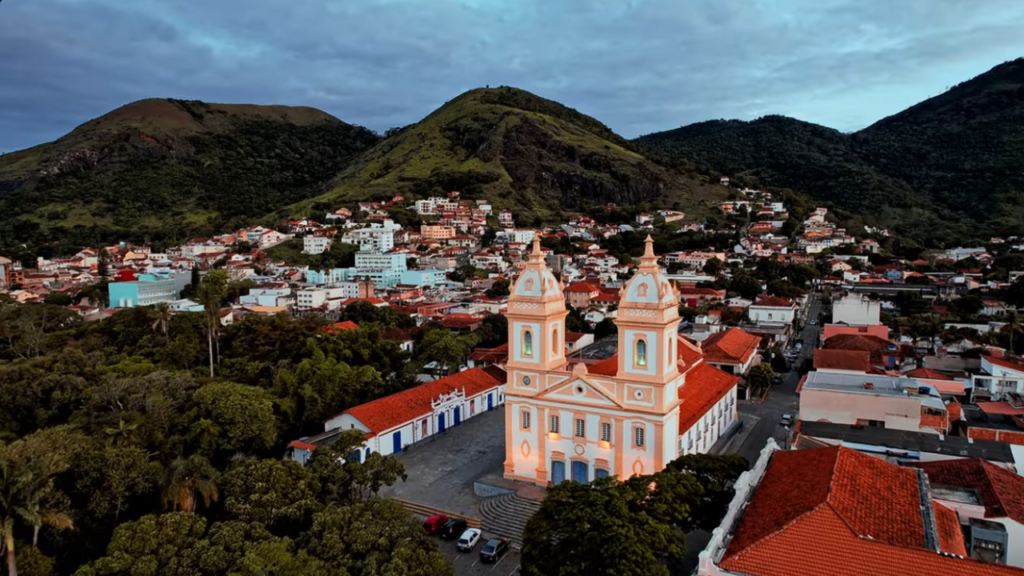 A beleza dessa cidade do Rio de Janeiro atrai visitantes de todo o país