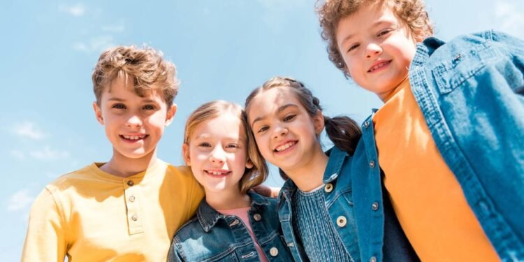 Crianças - Créditos: depositphotos.com / IgorVetushko