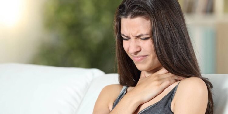 Garganta Está Irritada - Créditos: depositphotos.com / AntonioGuillemF