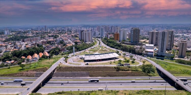 Cidade a 50 minutos de São Paulo tem segurança alta e qualidade de vida surpreendente