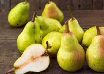 Razões pelas quais as peras são a fruta ideal