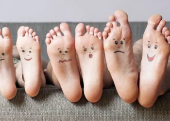 Este detalhe nos pés pode afetar sua coluna inteira