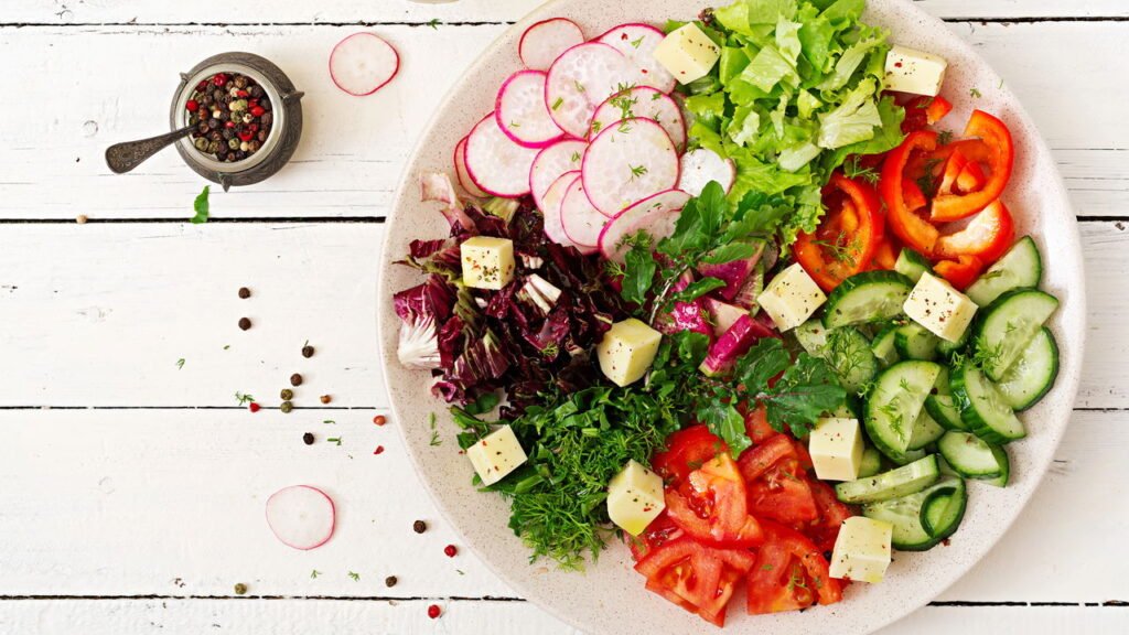 O principal motivo pelo qual suas saladas frias não têm o mesmo sabor que deveriam