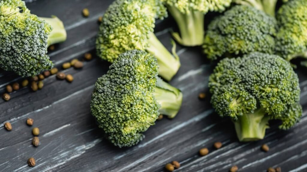 Pesquisas revelam o que acontece com o seu fígado quando você come brócolis