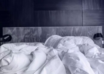 O que significa ter sempre a cama desfeita, segundo a psicologia