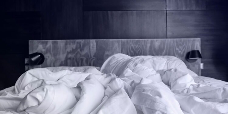O que significa ter sempre a cama desfeita, segundo a psicologia