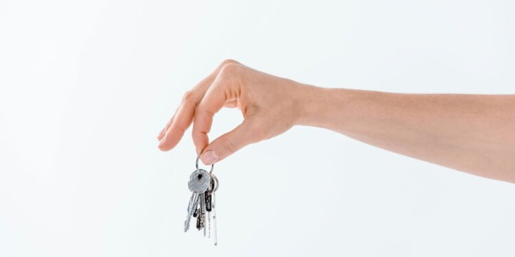 Onde deixar as chaves da sua casa para não perder dinheiro, segundo o Feng Shui