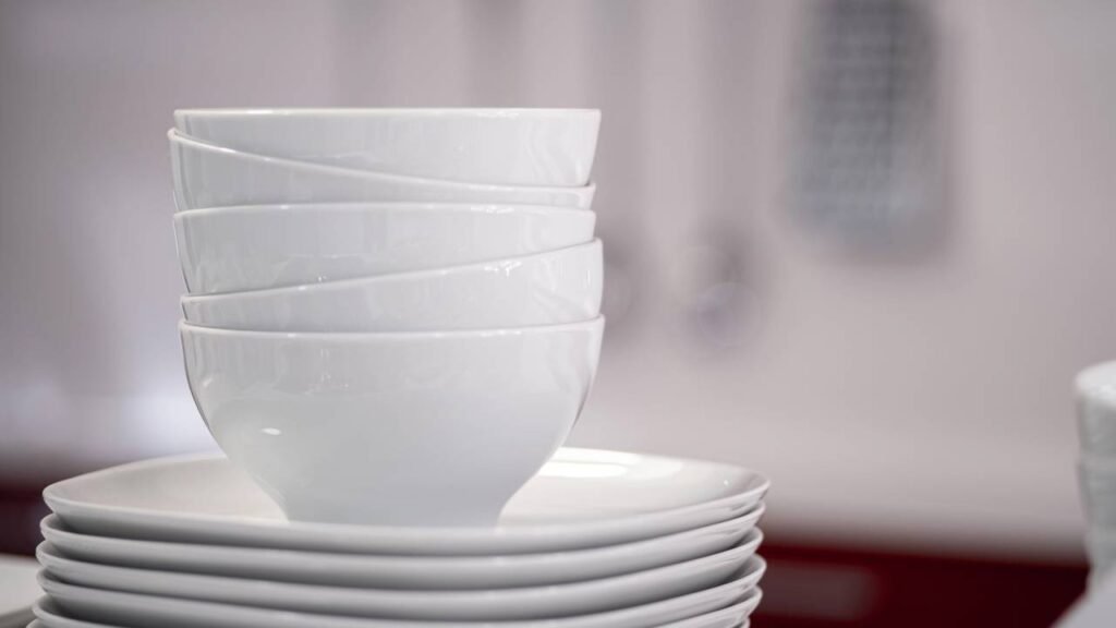 Um erro que todos cometem: por que os copos não devem ser secos de cabeça para baixo, segundo um especialista