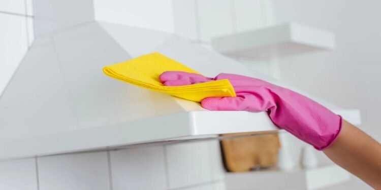 O melhor truque para limpar a coifa da cozinha e evitar o mau cheiro