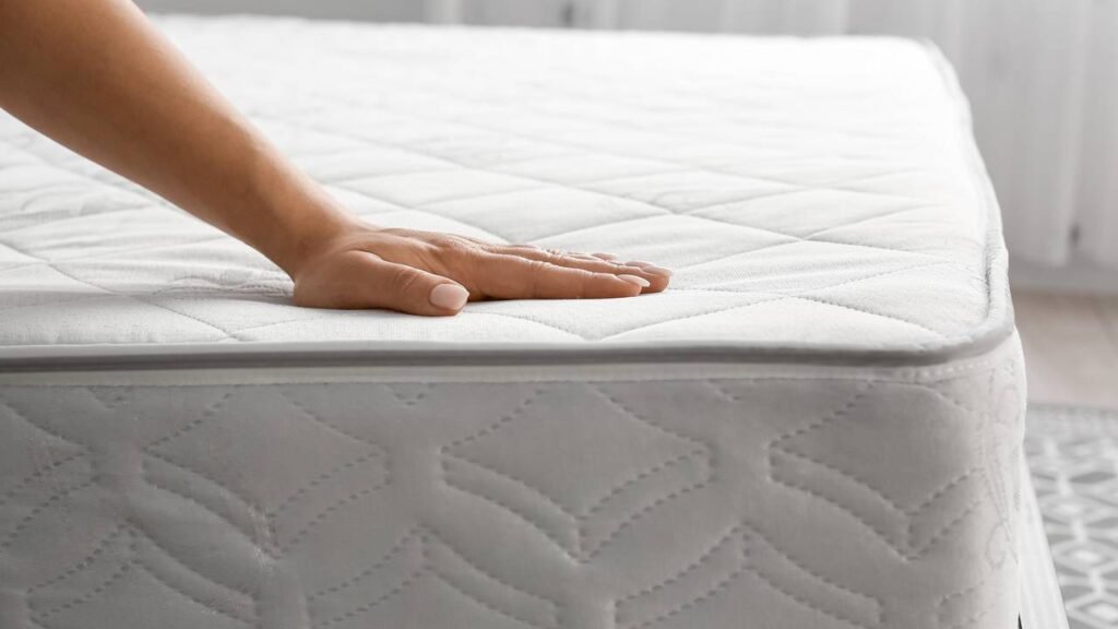 Como remover manchas amarelas do colchão com um truque caseiro e sem danificá-lo