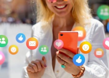 Se você responde a mensagens instantaneamente, a psicologia diz que você provavelmente tem essas 8 características distintas