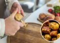 O segredo britânico para conseguir batatas assadas ultra crocantes