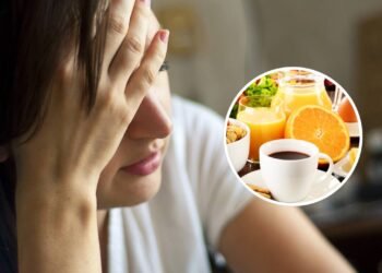 Pular o café da manhã pode aumentar o risco dessa condição metabólica grave