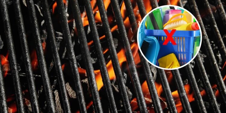 O truque caseiro para limpar a gordura da grelha em 1 minuto