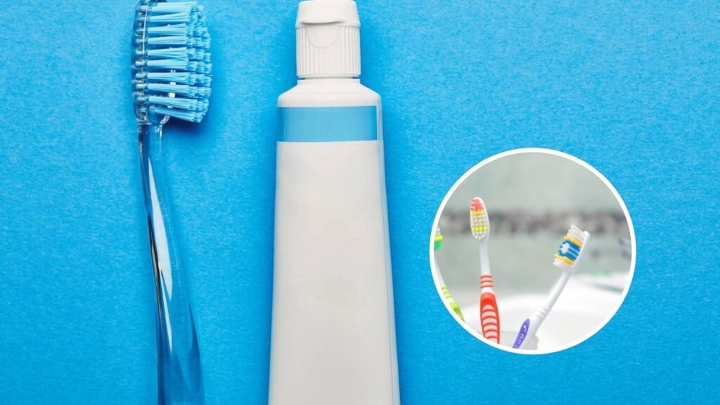 Poucos sabem de quanto em quanto tempo limpar a escova de dentes para eliminar bactérias