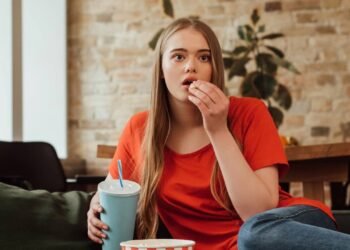 O que gostar de filmes de terror revela sobre sua personalidade, segundo a psicologia