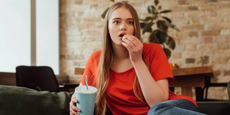 O que gostar de filmes de terror revela sobre sua personalidade, segundo a psicologia