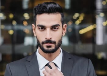 A psicologia diz que pessoas verdadeiramente confiantes geralmente evitam esses 8 erros comuns