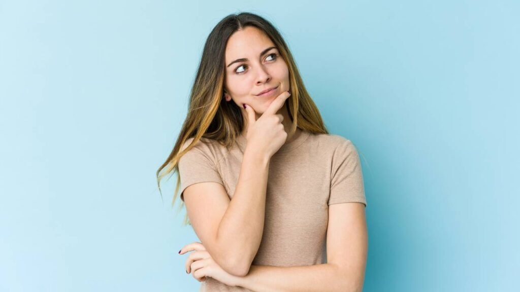 O que significa esquecer o nome das pessoas com frequência segundo a psicologia