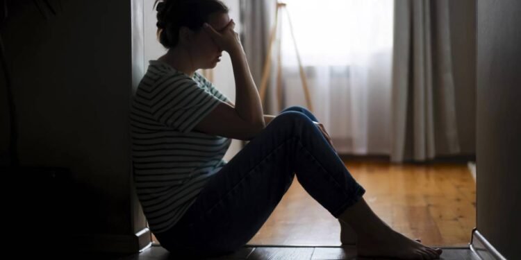 O que significa preferir ficar sozinho a maior parte do tempo, segundo a psicologia