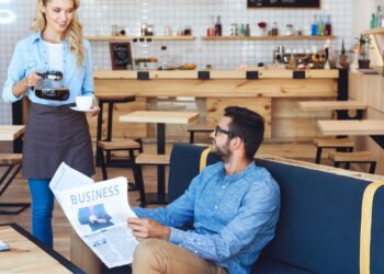 Se alguém usa essas 7 frases ao falar com um garçom, não tem compaixão ou empatia