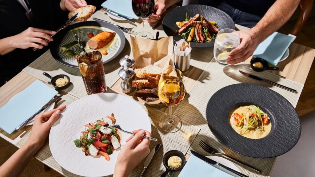 14 regras de etiqueta alimentar que você não deve quebrar