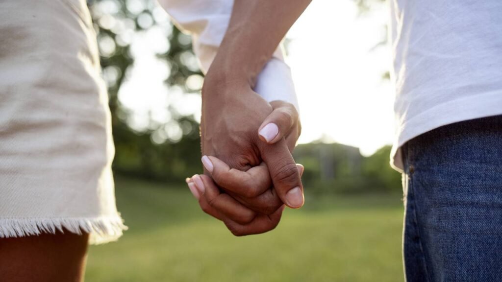 3 sinais de amor incondicional em um parceiro