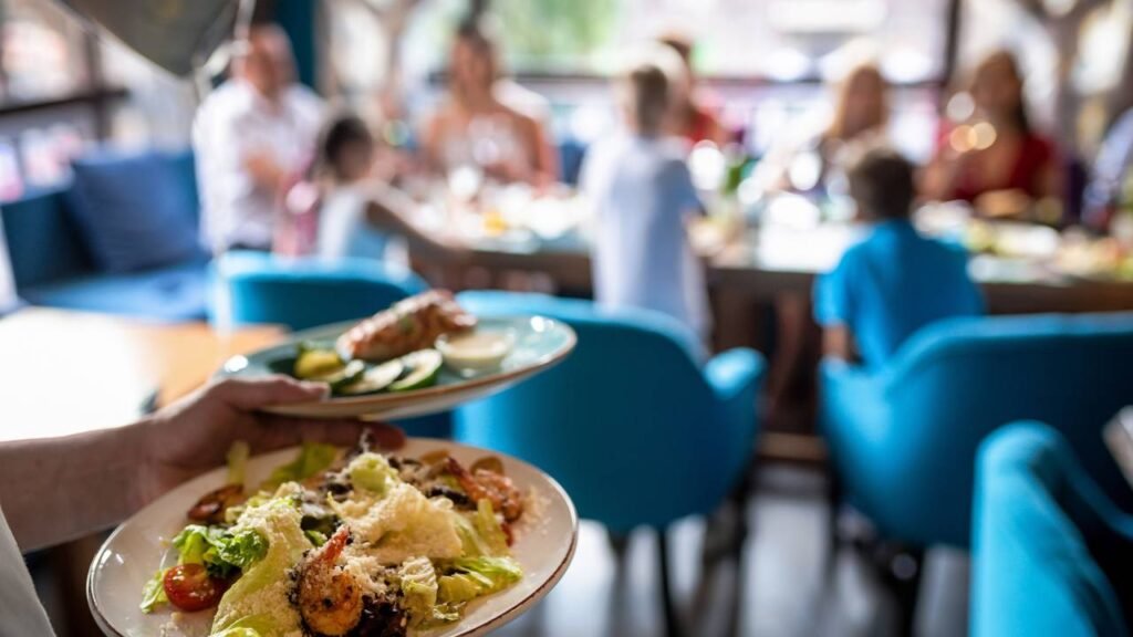 Isso é o que você nunca deve fazer em um restaurante