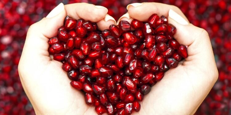 O fruto mais poderoso para regenerar seu fígado, segundo a ciência