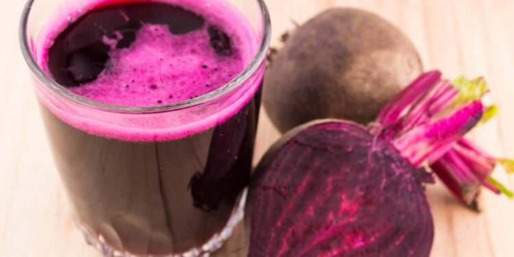 Por que esse suco natural virou tendência entre médicos para fortalecer o coração