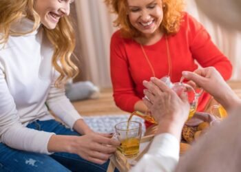 Chá de cavalinha ajuda a desinchar e fortalecer a imunidade