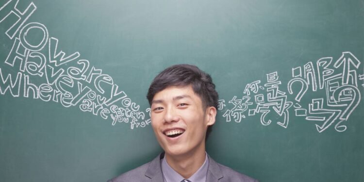 Bilinguismo - Créditos: depositphotos.com / XiXinXing