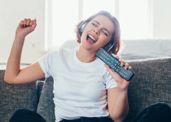 Conheça os melhores exercícios para cantar melhor