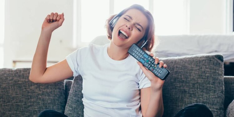 cantar - Créditos: depositphotos.com / DenisDenisenko