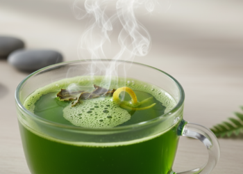 O chá que melhora a memória e mantém a saúde do cérebro jovem