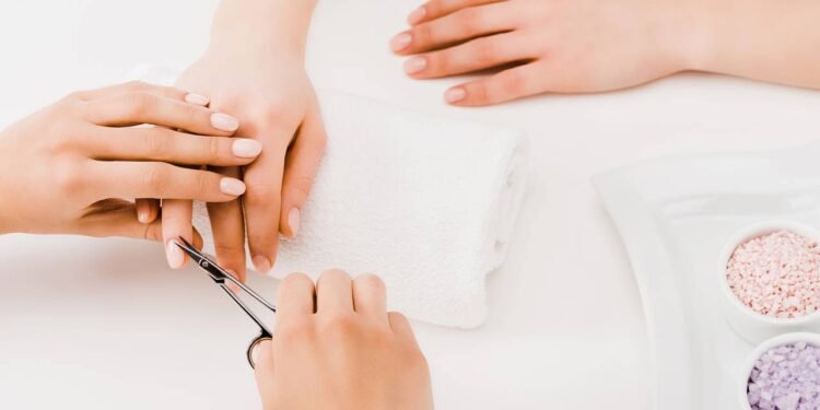 Cutículas - Créditos: depositphotos.com / EdZbarzhyvetsky